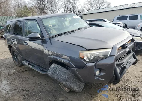 2015 Toyota 4Runner Sr5/Sr5 Premium z USA, uszkodzony, nr VIN JTEBU5JR1F5231973